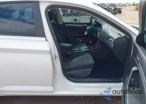 2019 Volkswagen Jetta 1.4T R-Line/1.4T S/1.4T Se из США, поврежденный, VIN 3VWC57BU8KM073881